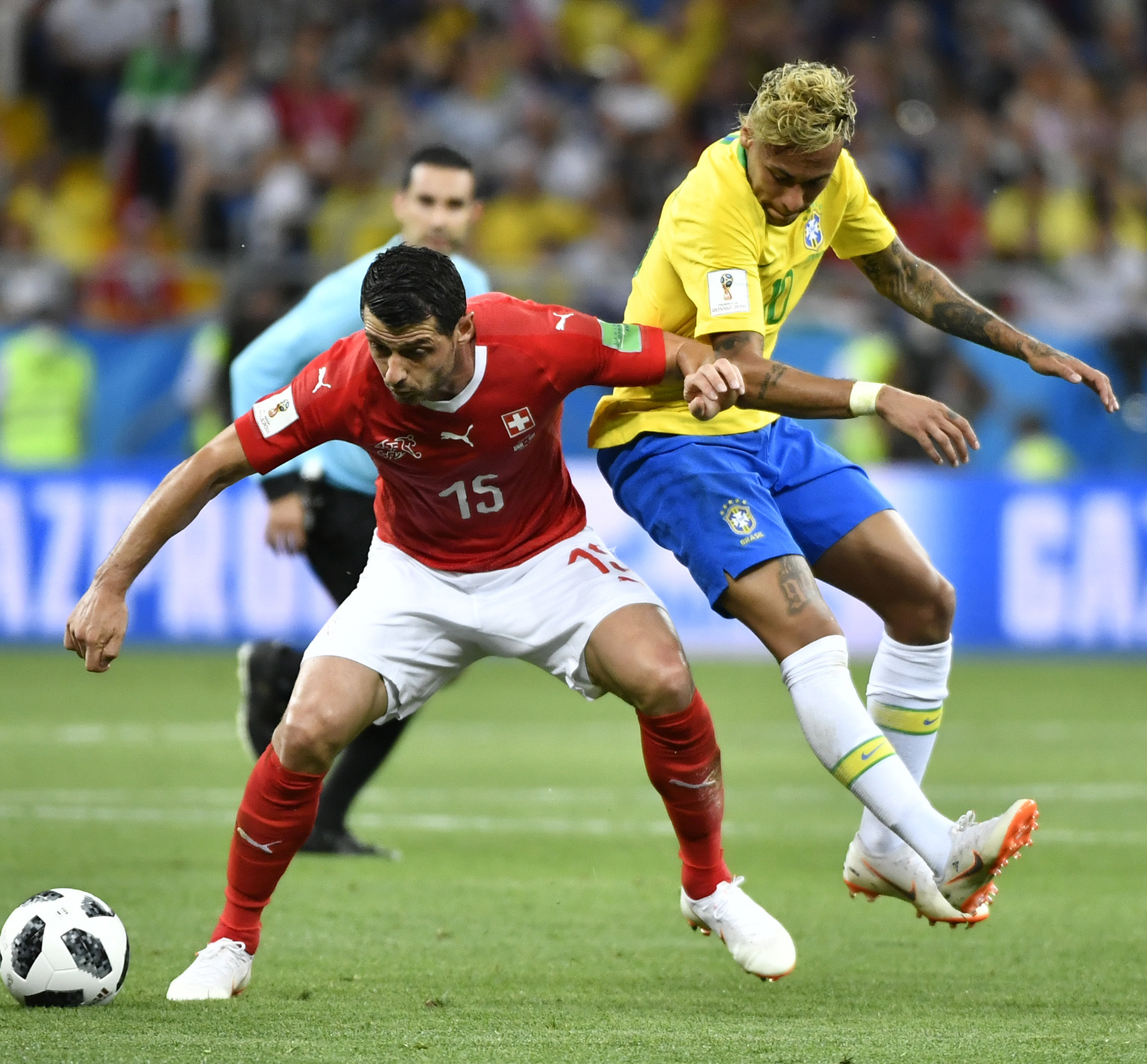 开云体育官网-瑞士队在足球比赛中接连战胜对手