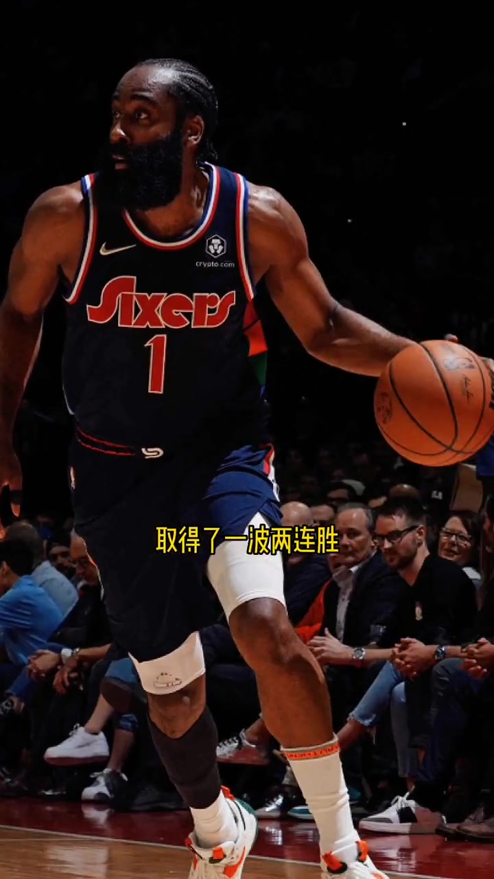 开云体育-独行侠客场负于76人,系列赛大比分1-2