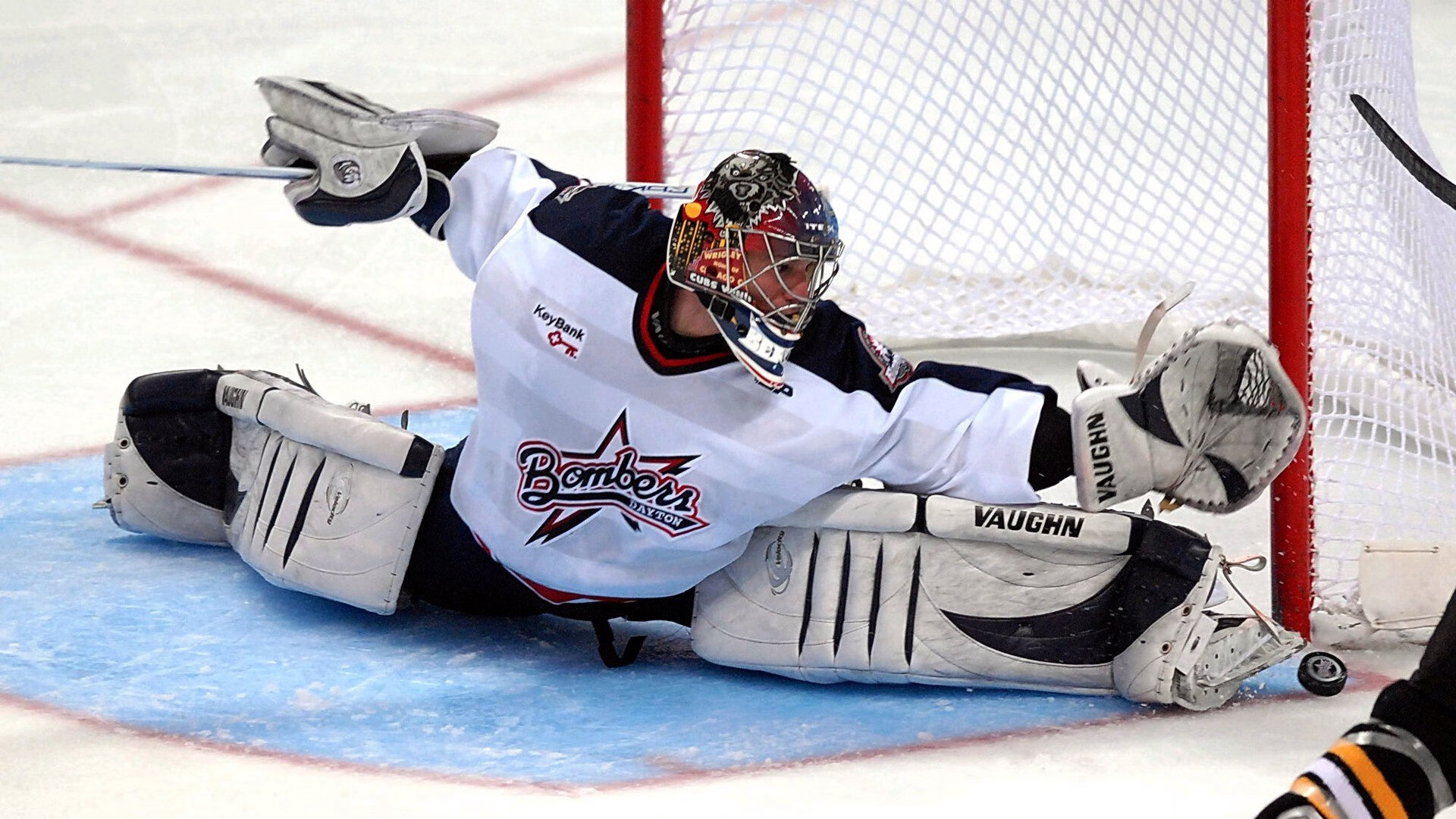 暗夜独舞，当迪亚斯的左脚划破格拉斯哥的雨