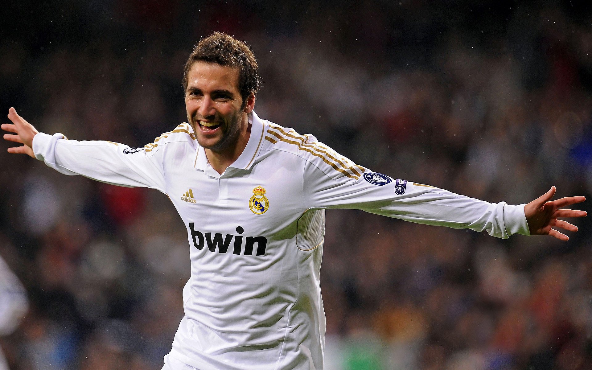 东方的铁壁,西方的星光